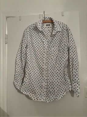 Grayson White Button-Up Shirt with Black Star Print